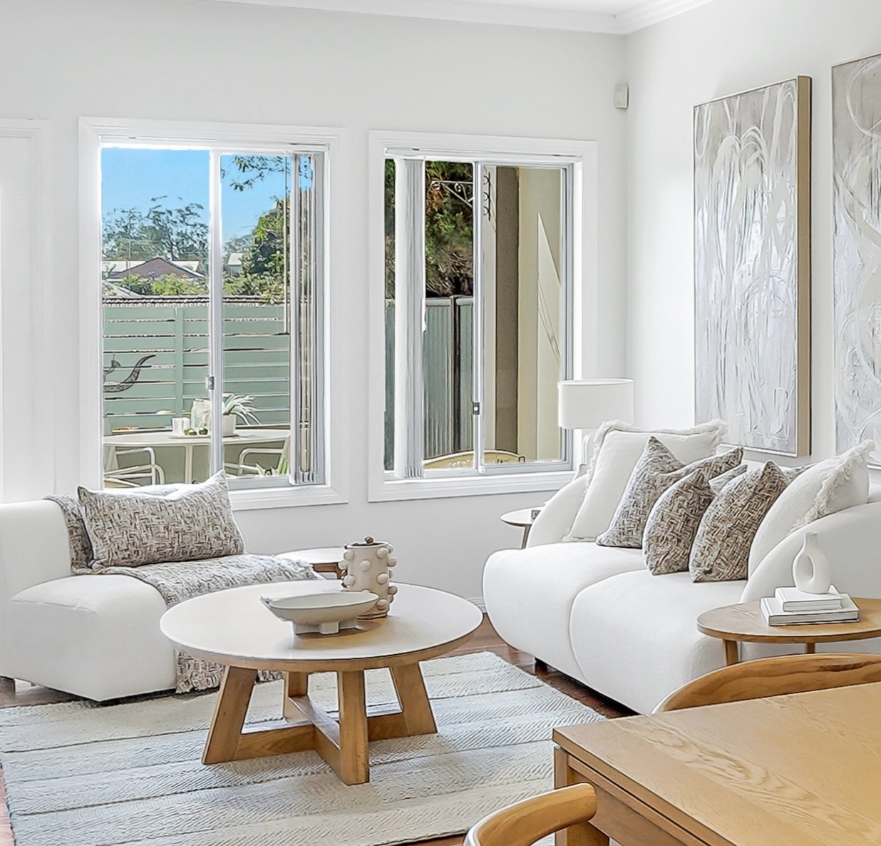 Sold in 2 weeks, over guide price ✨
Thoughtful styling designed to create warmth, connection and buyer appeal.
Styling by @little_bird_living.

#centralcoastproperty 
#styletosell 
#coastalliving 
#centralcoastrealestate 
#centralcoastpropertystyling