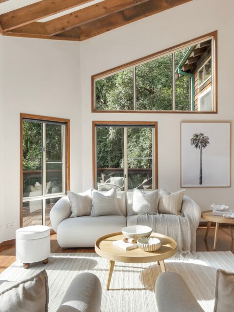 Every home tells a story, and considered styling reveals what makes it special. Styled by @little_bird_living .
#CentralCoastProperty
#InteriorStyling
#StyledToSell
#CentralCoastPropertyStyling
#HomeInspiration