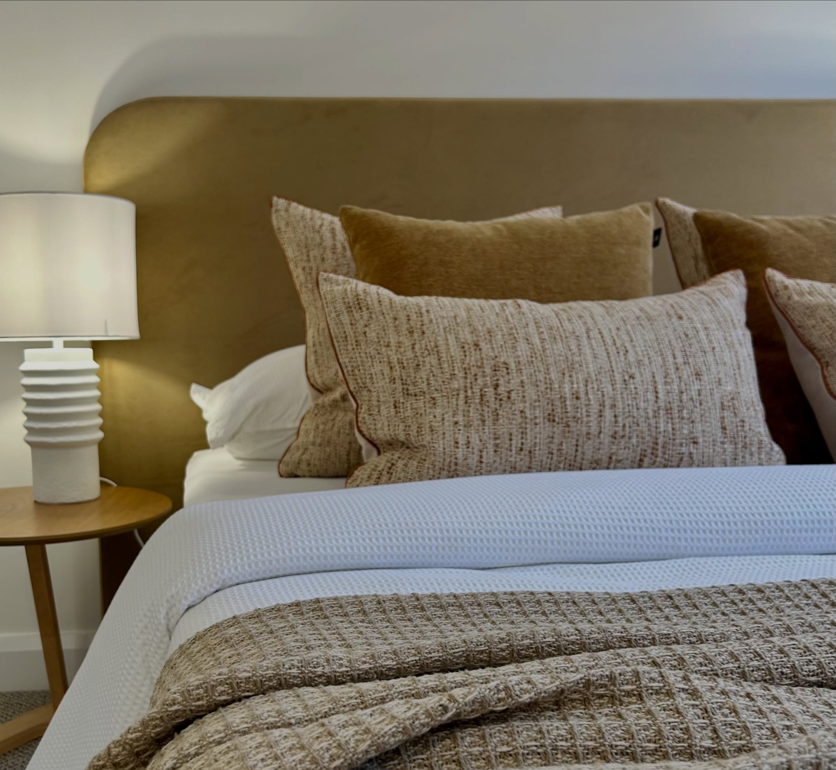 Warmth, texture, comfort. Styling by @little_bird_living.
#propertystyling #centralcoastpropertystyling #centralcoastrealestate
#interiorstyling
#centralcoastproperty