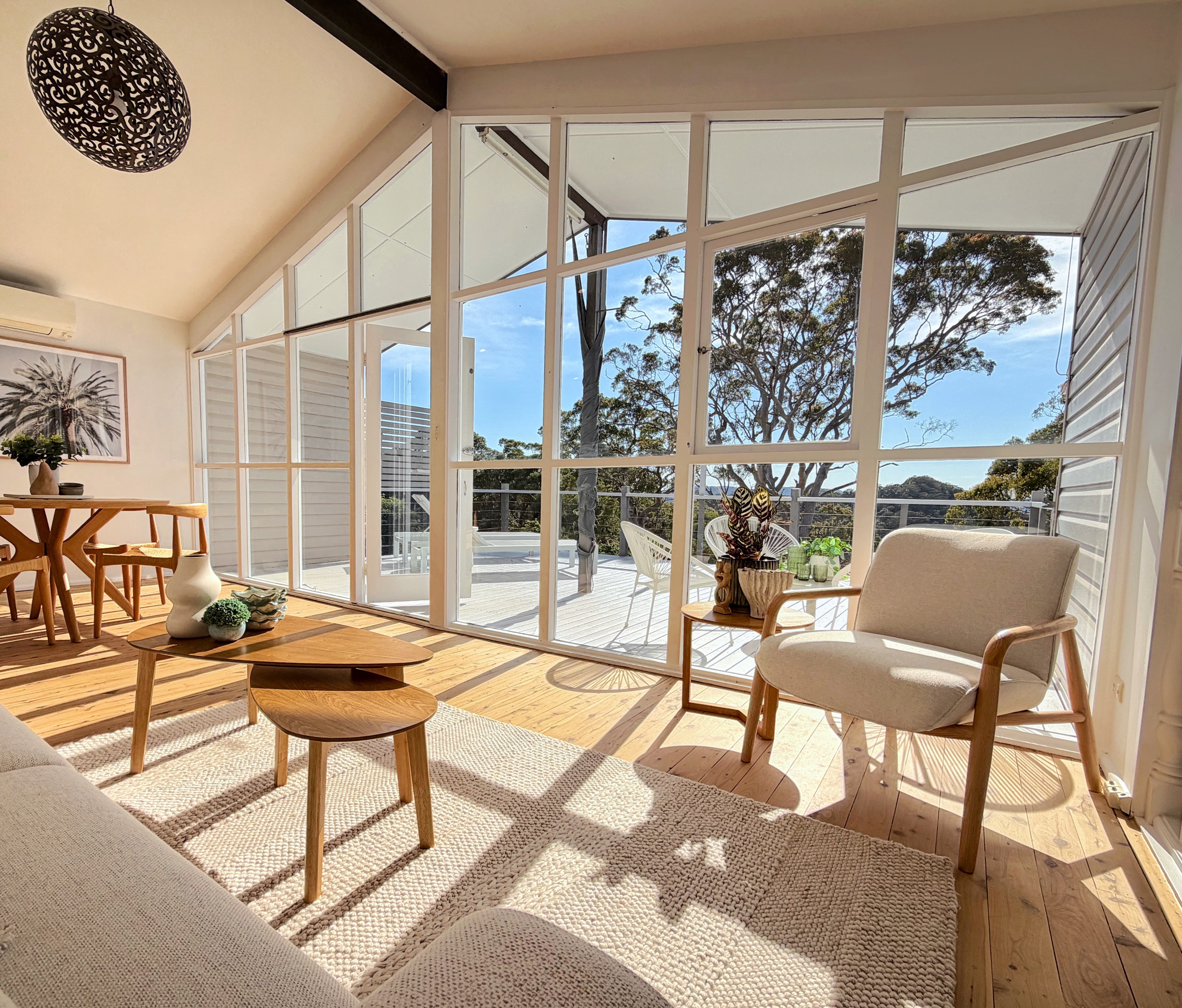 Beautiful day ☀️. Phegans Bay.
Styling by @little_bird_living.
Agent @tomleivers_realestate.

#centralcoastproperty 
#CentralCoastNSW
#PropertyStyling
#CentralCoastPropertyStyling
#interiors